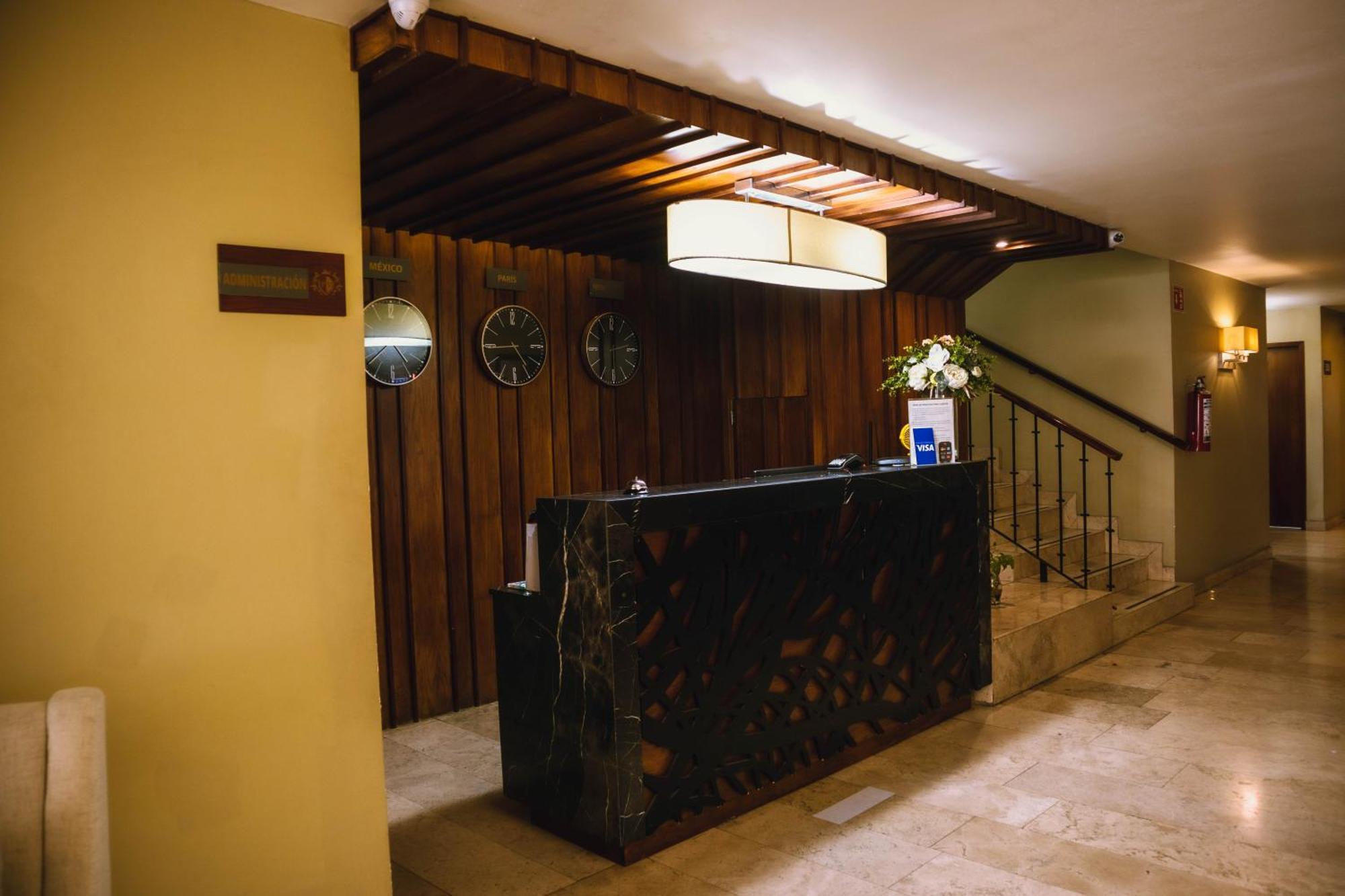 Hotel Del Virrey 3*