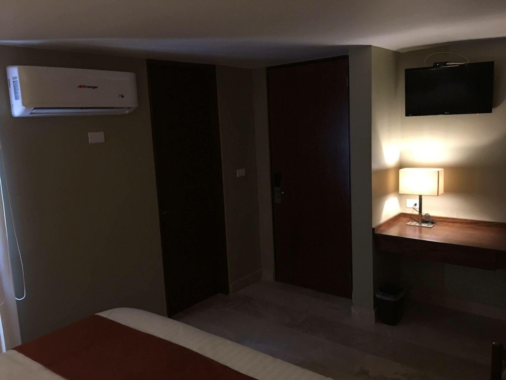 Del Virrey Hotel